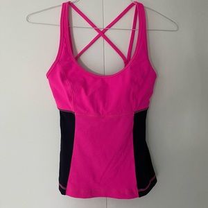Lululemon tank